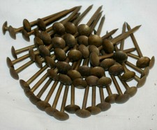  840 grammes de grandes pointes laiton avec chevilles assorties , pour tapis