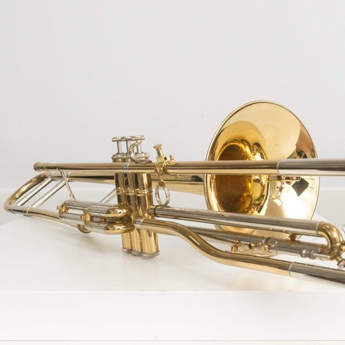 Vincent bach stradivarius v16 - vincent,