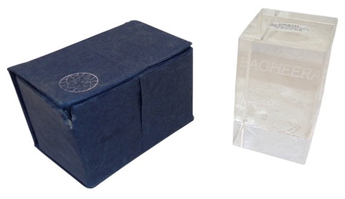 Presse papier cristal bagheera - papier,