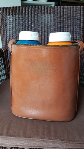 Bouteilles thermos leur sac - bouteilles, et