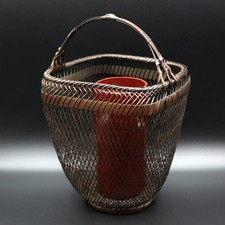 Ancien vase japonais en bambou