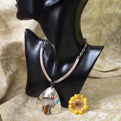 Collier moderniste pièce - collier, "pièce
