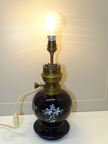 Pied lampe petrole - lampe, a