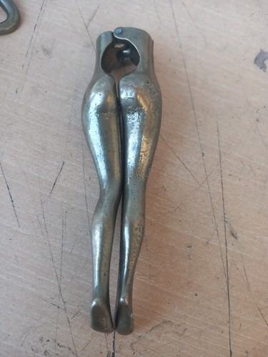 Ancien casse noix erotique - ancien,