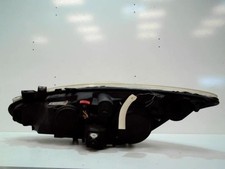 Optique avant principal droit