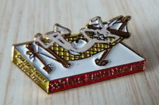 PIN'S FABLES JEAN DE LA FONTAINE 33 EME FETE CHATEAU THIERRY LIEVRE ET LA TORTUE