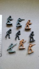 BRITISH INFANTRY  WW2 AIRFIX ? REVELL ?  1/32 ? 50MM   PLASTIC MINIATURES   G914