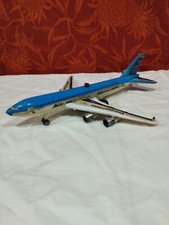 jouet ancien - maquette plastique avion à friction douglas DC8 