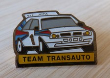 PIN'S VOITURE LANCIA DELTA HF INTEGRALE MARTINI TEAM TRANSAUTO