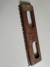 Ancien outil  Tailleur de Pierre  SCIE A PIERRE Signé P.G