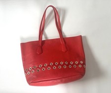 Sac cabas en cuir rouge œillets ajourés SONIA RYKIEL Paris