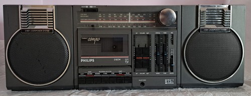 Boombox radio cassette - /,