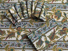 2 NAPPES + 8 SERVIETTES EN