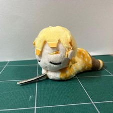 Demon Slayer : Kimetsu no Yaiba Zenitsu Agatsuma Peluche Jouet Hug