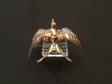 Broche oiseau en argent vermeil