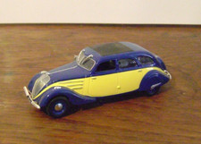 Voiture miniature 1/43 - NOREV - Peugeot 402 Taxi 1939