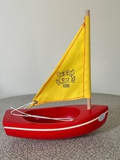 Voilier de bassin Tirot 200 en bois, marque française