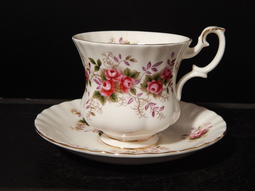 Porcelaine royal albert - royal,