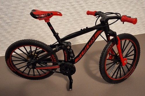 Vélo vtt miniature échelle - vtt, 1