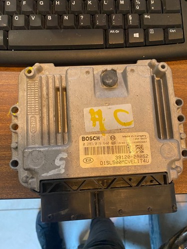 Calculateur moteur kia - calculateur,