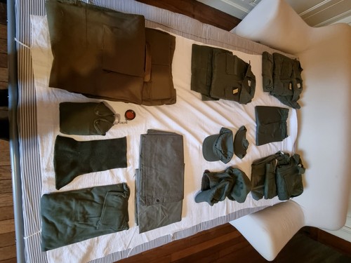 Vend lot tenues militaire - vend,