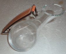 beau pichet design en verre et