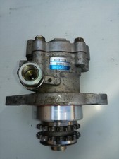 Nissan xtrail T30 2,2 DCI pompe de direction