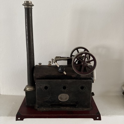 Ancienne machine vapeur - ancienne,