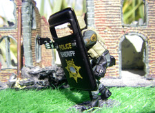 Soldat plomb  "FORCES d'ELITE":  Le SHERIFF " SPECIAL TEAM", ARIZONA ...no 43