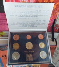 Coffret BU 8 pièces  Vatican 2014 de 1 cnt à 2 euros BU Neuve  PAPE  François