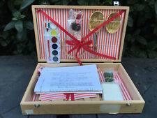 Jouet. Coffret bois: Le