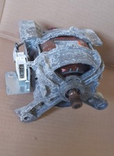 Démonté avec moteur de machine à laver Indesit BTWD 61053G Nidec W112U40W00 