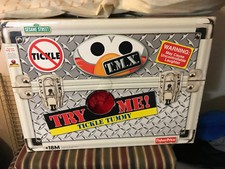 Tickle Me Elmo TMX 10th Anniversary NEW SEALED Vintage