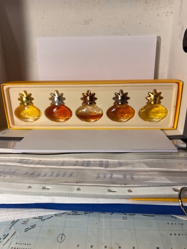 Miniatures parfums lot 5 - de, de