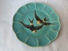 ancienne assiette en barbotine