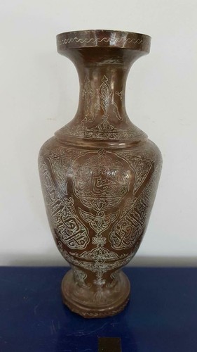 Vase oriental