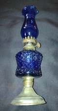 PETITE LAMPE A PETROLE BLEU COBALT