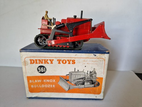 Dinky toys bulldozer 561 - dinky,
