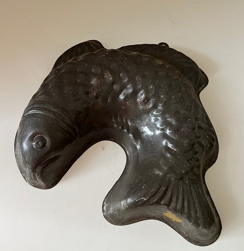 Ancien grand moule - , métal