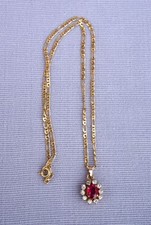 Collier Pendentif Chaine