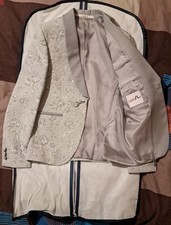 costume enfant trois pieces couleur gris age 10 ans porté une fois