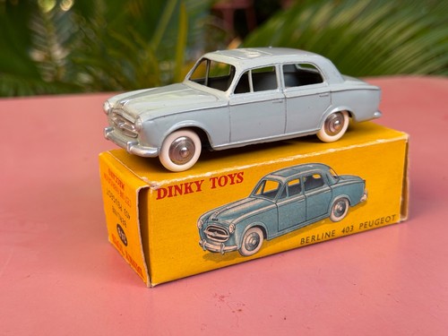 Dinky toys 24b peugeot 403 - dinky,