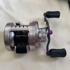 Moulinet droit Shimano 10