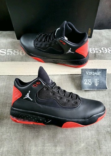 Jordan max aura bred size - 2,