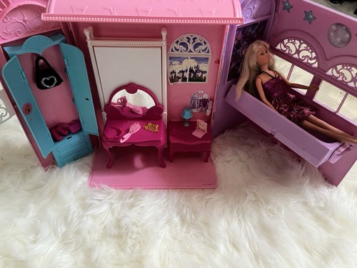 Barbie petite maison - petite,