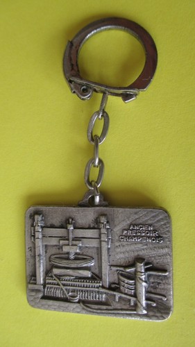 Porte clé années60 champagne - porte,