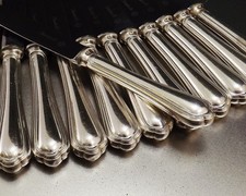 CHRISTOFLE MODELE SPATOURS 12 COUTEAUX A ENTREMET METAL ARGENTE VERS 1960