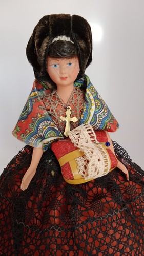 Poupée folklorique ancienne - poupée,