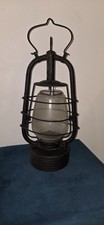 Lampe tempête à Petrole