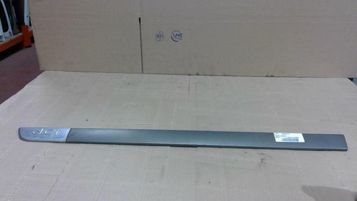 Baguette porte avant gauche - porte,